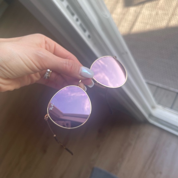 Ray-Bans - Round/Pink - Picture 5 of 7